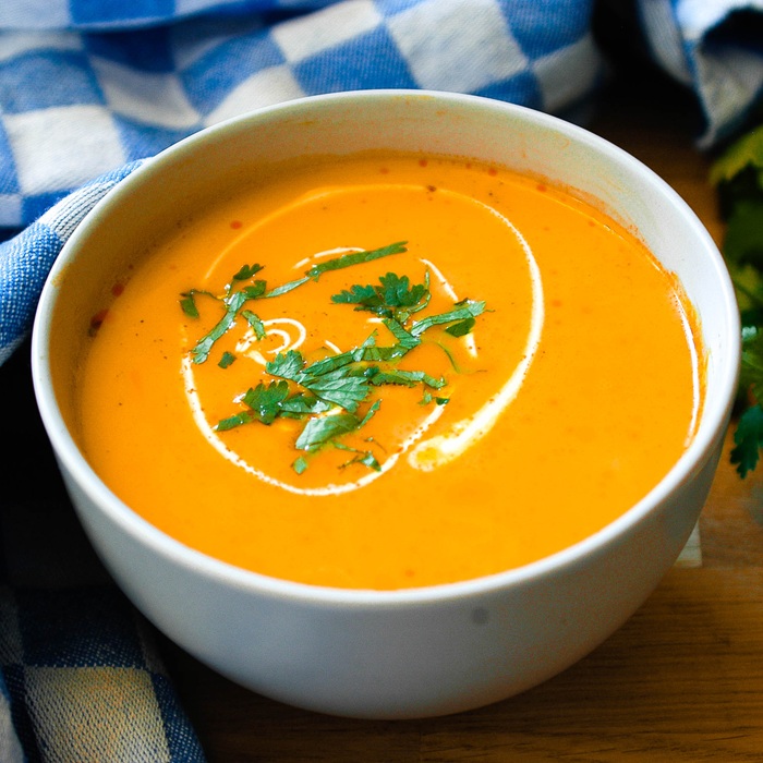 Caldo de Mancara com Galinha de Campo